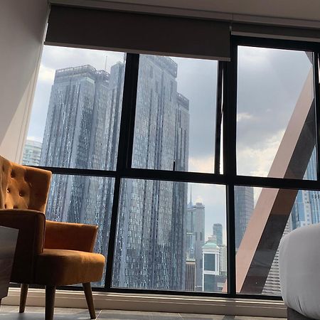 Scarletz Suites Klcc By Gc Luxury Suites กัวลาลัมเปอร์ ภายนอก รูปภาพ