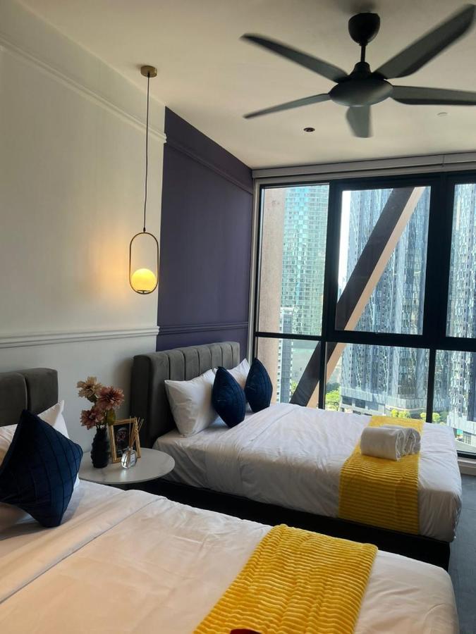 Scarletz Suites Klcc By Gc Luxury Suites กัวลาลัมเปอร์ ภายนอก รูปภาพ
