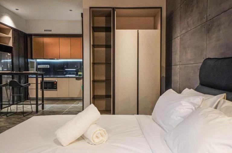 Scarletz Suites Klcc By Gc Luxury Suites กัวลาลัมเปอร์ ภายนอก รูปภาพ
