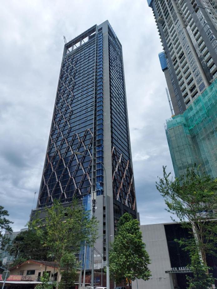 Scarletz Suites Klcc By Gc Luxury Suites กัวลาลัมเปอร์ ภายนอก รูปภาพ