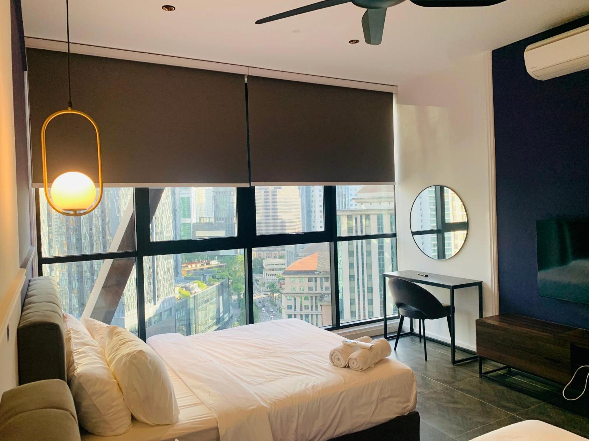 Scarletz Suites Klcc By Gc Luxury Suites กัวลาลัมเปอร์ ภายนอก รูปภาพ
