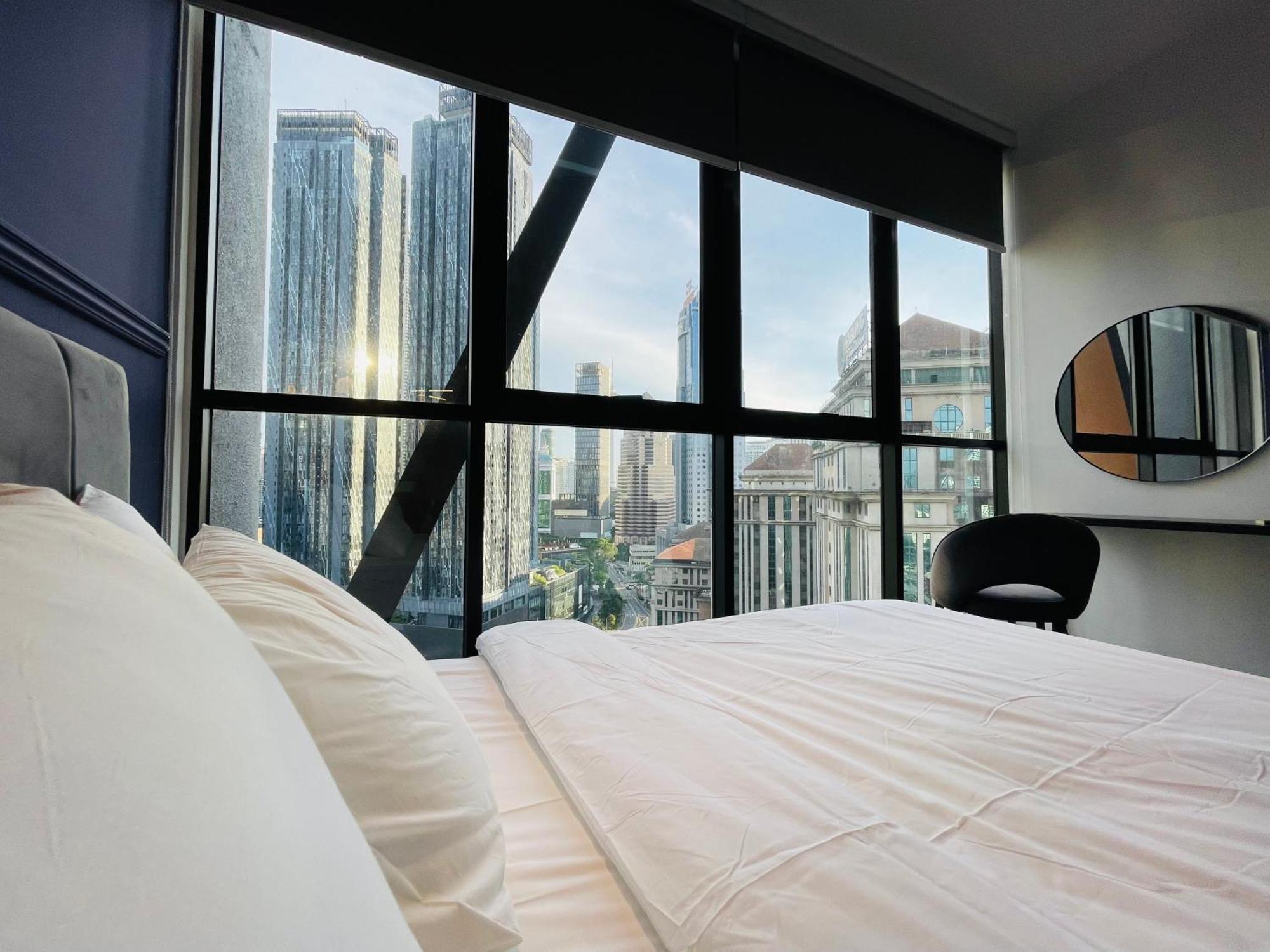 Scarletz Suites Klcc By Gc Luxury Suites กัวลาลัมเปอร์ ภายนอก รูปภาพ