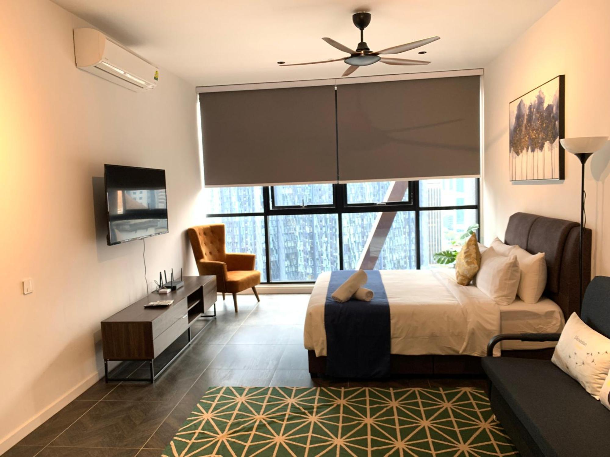 Scarletz Suites Klcc By Gc Luxury Suites กัวลาลัมเปอร์ ภายนอก รูปภาพ