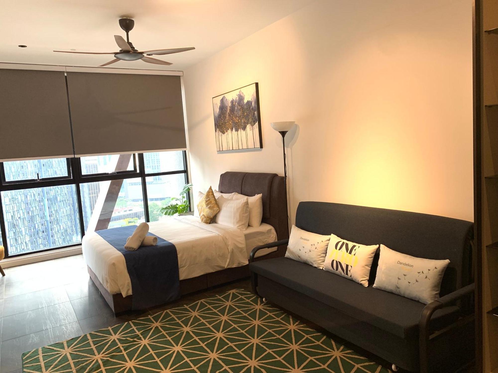 Scarletz Suites Klcc By Gc Luxury Suites กัวลาลัมเปอร์ ภายนอก รูปภาพ